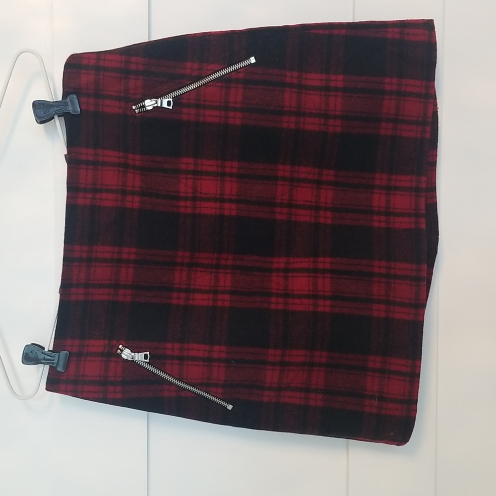 GAP Red and Black Plaid Mini Skirt